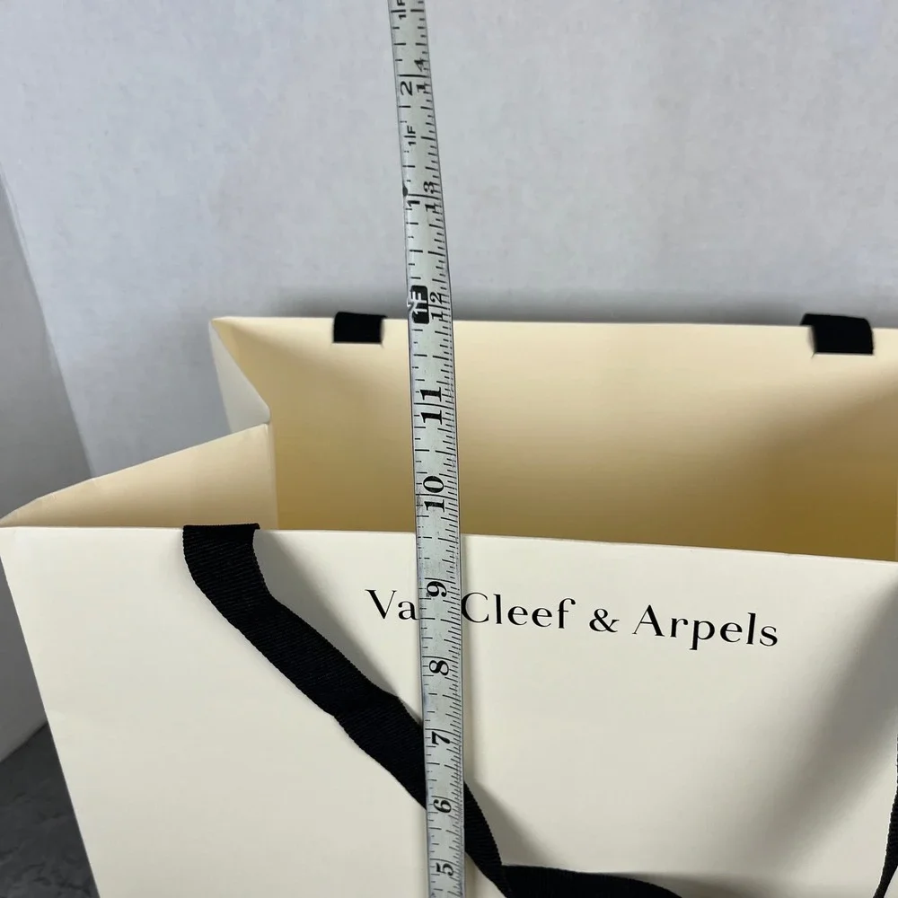 Van Cleef & Arpels‎ Cream Shopping Bag with Black Ribbon Handles Luxury Jewelry